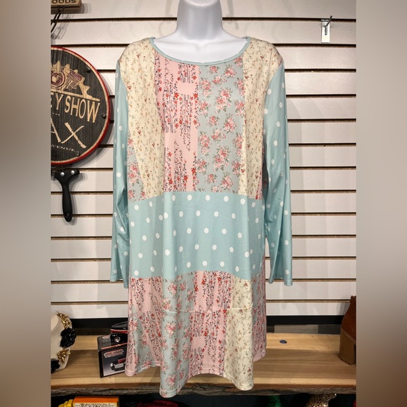 Lily mixed print blouse size 1X - Picture 3 of 8